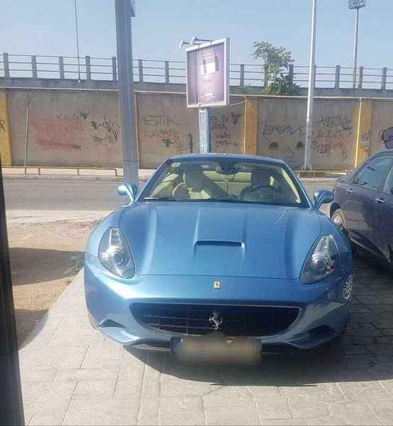 Ferrari California