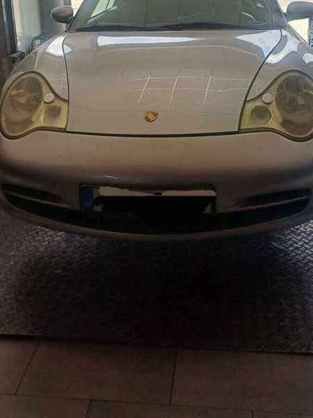 Porsche 996 στο ανυψωτικό