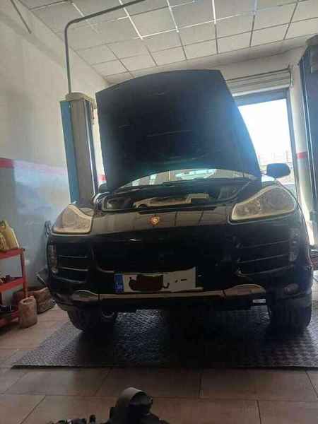 Porsche Cayenne - σέρβις κινητήρα